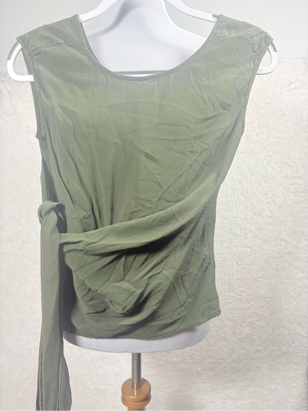 Express Olive Green Sleeveless Tie-Waist Top XS 0656